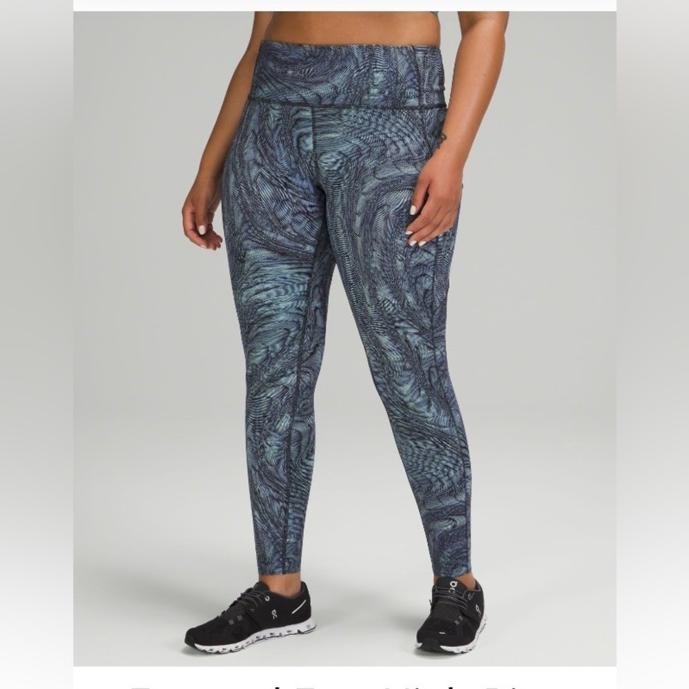 Women’s Lululemon Fast and Free High Rise Tight 28” Nulux
